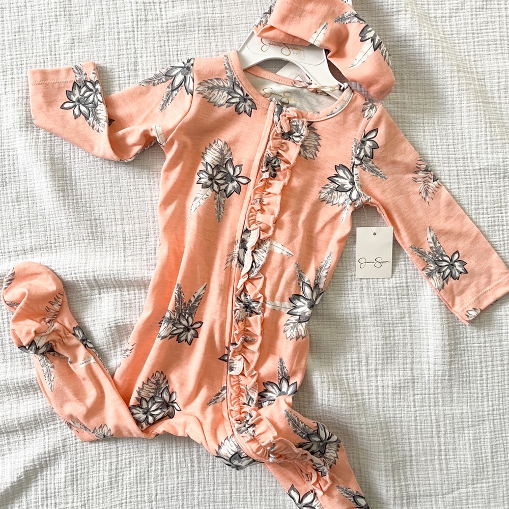 Jessica Simpson 2 piece footie